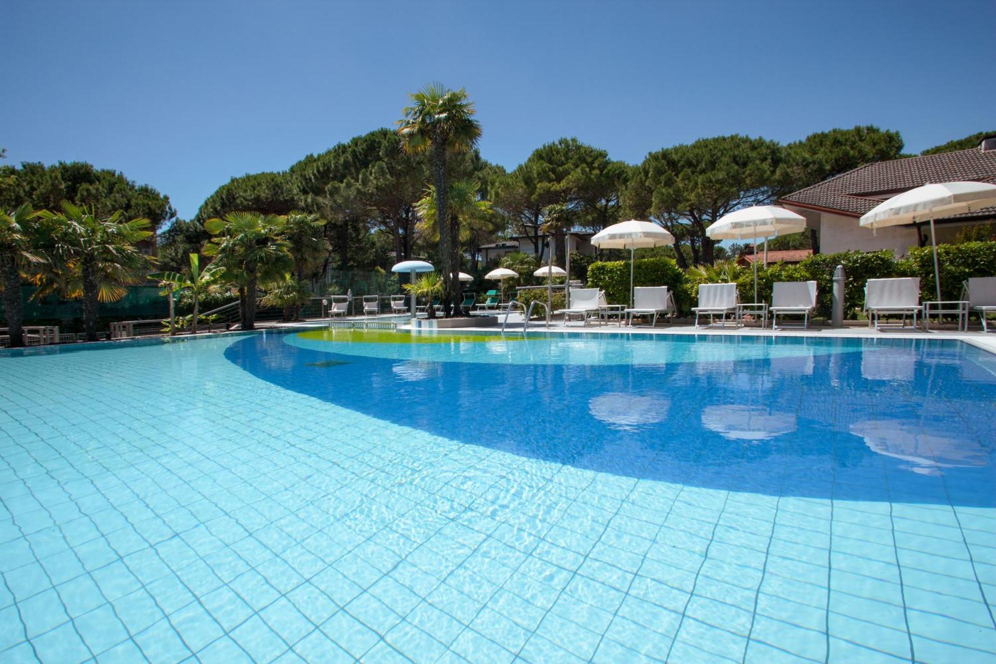 Hotel Delle Nazioni Lignano Sabbiadoro Exterior photo